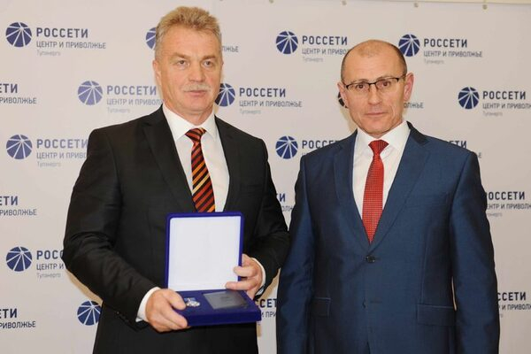 � �������� ����� � ��������� ��������� �������� ������ ���������� � ���� ����������