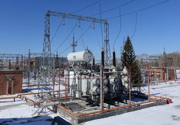 ����������� ������� �������� ����������� 2,4 ���� ������ � ������������� ���������� 220 �� ������������� � ������������ �������