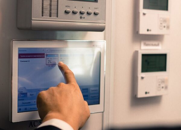 LG ELECTRONICS       5        