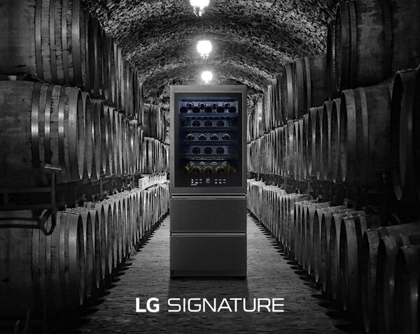 LG SIGNATURE         