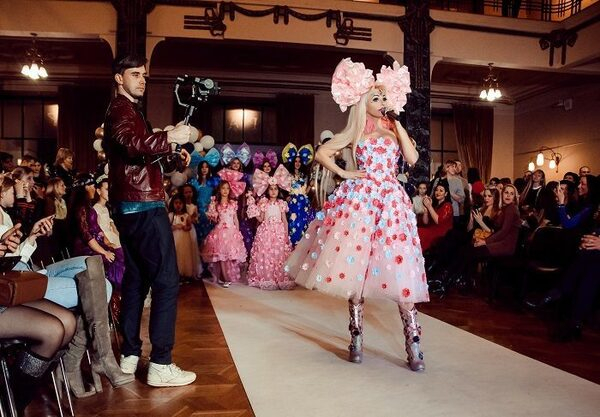          LUXURY KIDS FASHION WEEK 2020
