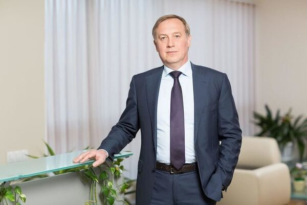 ������� �������� ����� � ������� ����� ���������� ������������� ���������� � ����������