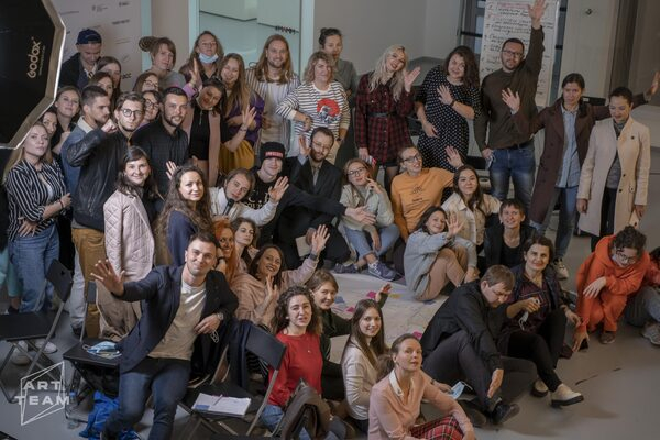            Art Team