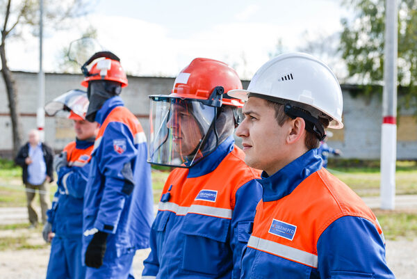 ������������� ���������� 16 ��������� �������� �������� � �����������