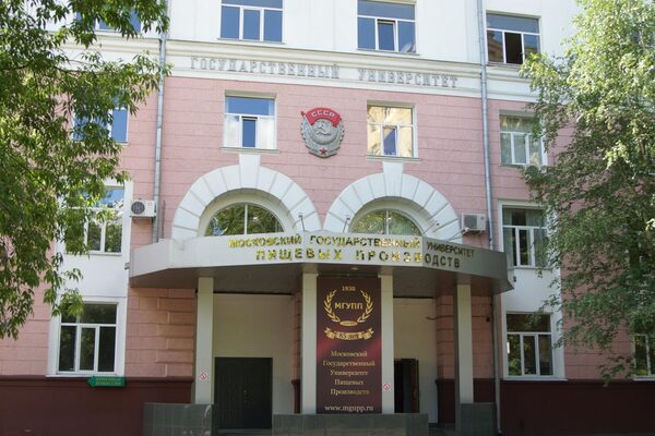14     -,        