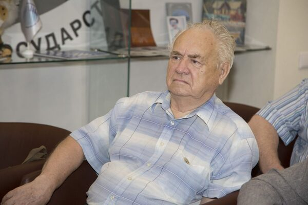 �� ������� ����� �������