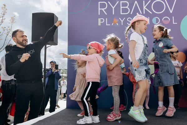            PLAYSCHOOL