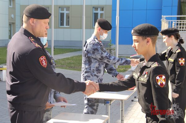 � ������ ������ ���������� ������ ���������� � ������� ������