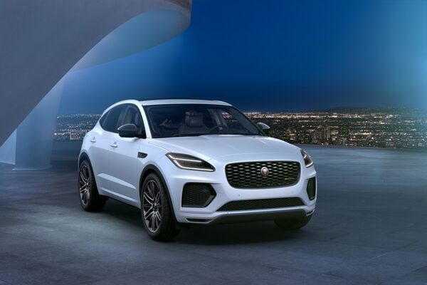        Jaguar E-PACE R-Dynamic Black