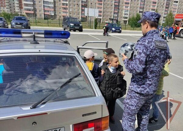 �� ������� ����� ������������ ������������� ����� ��������� � �����������