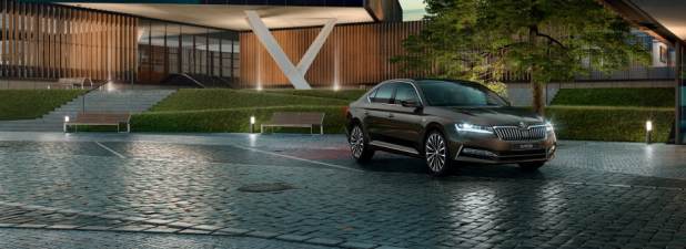 ŠKODA Superb:  ŠKODA     