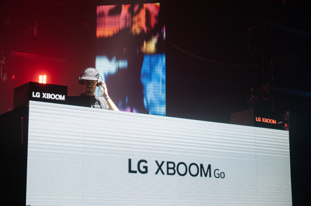  LG    Locals Only     LG XBOOM   LG TONE Free