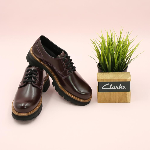   Clarks - 2021/22  SOHO Fashion