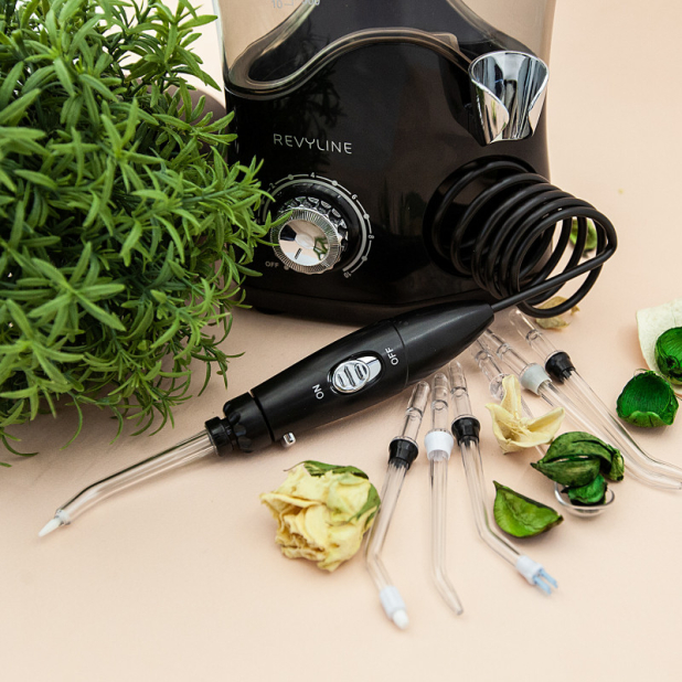 RL 100 Black  Revyline -       