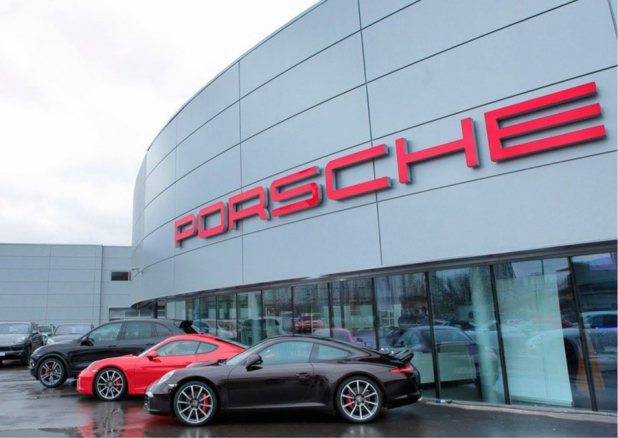    IQ  Porsche