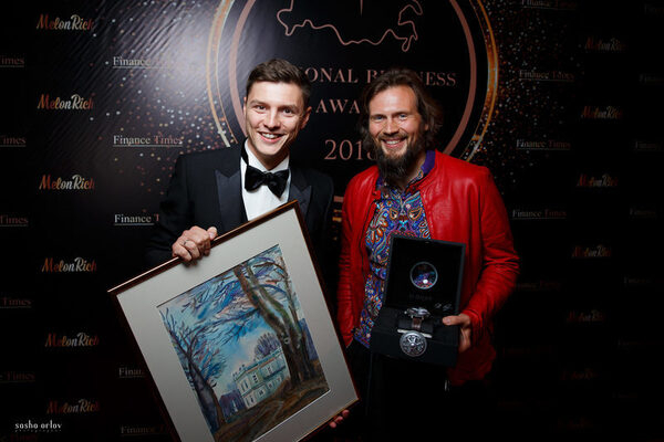 Национальная бизнес премия 2018 Melon Rich собрала более миллиона рублей для подопечный Благотворительного фонда Дмитрия Нагиева 