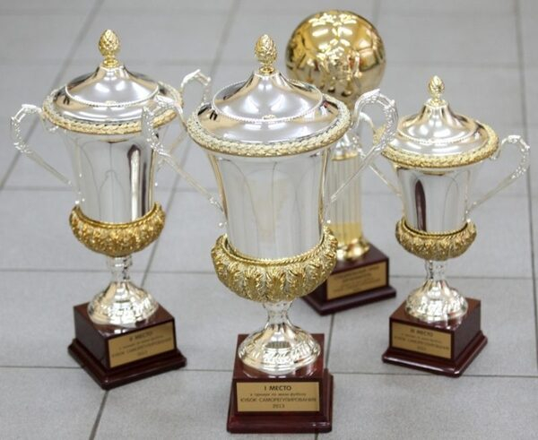 Смотрите турнир по мини-футболу и получите смарт-часы! Смотрите турнир по мини-футболу и получите смарт-часы!