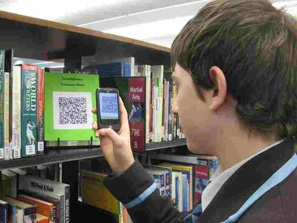 QR-код читальня на дизайн-заводе «Флакон» от Библиотек ЮВАО QR-код читальня на дизайн-заводе «Флакон» от Библиотек ЮВАО