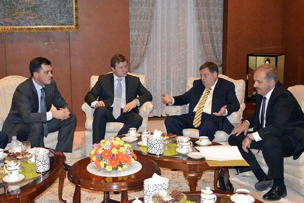 Москва и Токио намечают направления сотрудничества Москва и Токио намечают направления сотрудничества