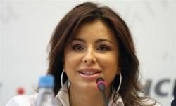 Возле дворца Украина протестуют против концерта Ани Лорак Возле дворца Украина протестуют против концерта Ани Лорак