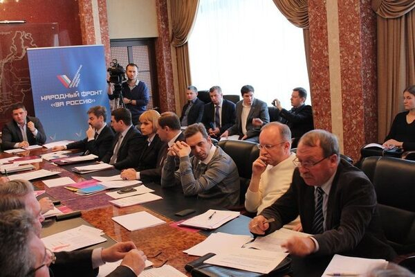 ОНФ в Челябинской области – площадка для дискуссий, приводящих к решению актуальных проблем ОНФ в Челябинской области – площадка для дискуссий, приводящих к решению актуальных проблем