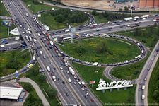 Введение платы за въезд в столицу нельзя обсуждать в отрыве от контекста развития всей транспортной инфраструктуры Москвы и области Введение платы за въезд в столицу нельзя обсуждать в отрыве от контекста развития всей транспортной инфраструктуры Москвы и области