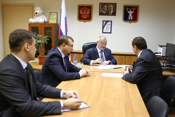 Сенатор Андрей Клишас провел встречу с деловыми кругами Заполярья Сенатор Андрей Клишас провел встречу с деловыми кругами Заполярья