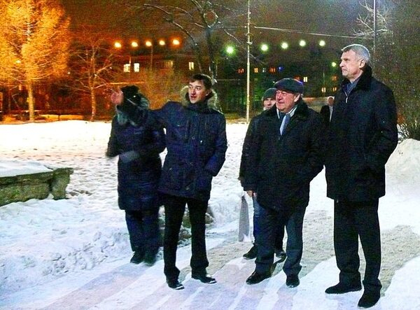 «Швабе» представил главе Нижнего Тагила новую линию наружного освещения «Швабе» представил главе Нижнего Тагила новую линию наружного освещения