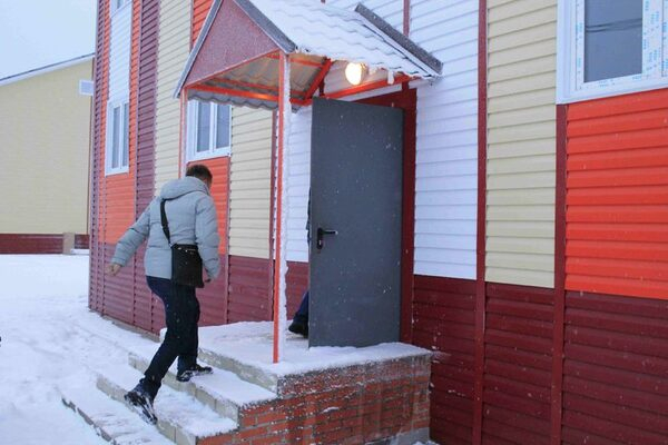 После проверки активистами ОНФ новостроек в Мурманской области полиция решает вопрос о возбуждении уголовного дела После проверки активистами ОНФ новостроек в Мурманской области полиция решает вопрос о возбуждении уголовного дела