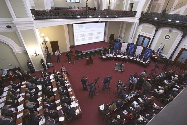 Владимир Гутенев о российско-немецком сотрудничестве в условиях санкций Владимир Гутенев о российско-немецком сотрудничестве в условиях санкций