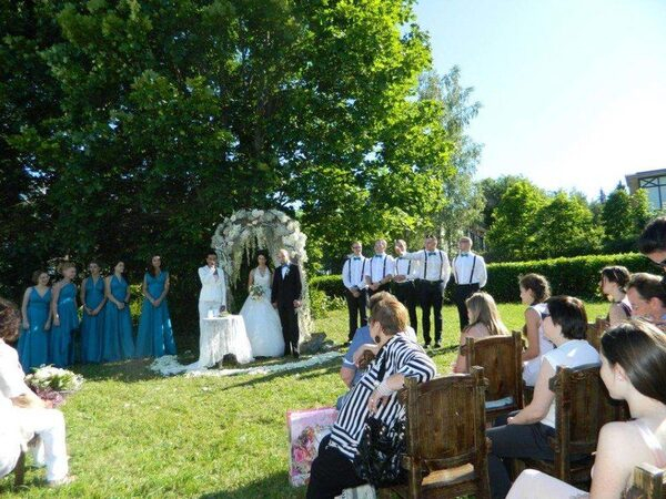 Выездная регистрация брака с HELIOPARK Lesnoy Выездная регистрация брака с HELIOPARK Lesnoy