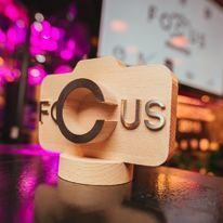 Главный редактор телеканала «Кухня ТВ» наградила победителя премии «FOCUS Awards-2015» Главный редактор телеканала «Кухня ТВ» наградила победителя премии «FOCUS Awards-2015»