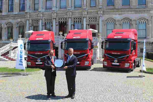 Iveco поставила 200 тягачей Stralis Hi-Road для турецкой транспортной компании Mars Logistics Iveco поставила 200 тягачей Stralis Hi-Road для турецкой транспортной компании Mars Logistics