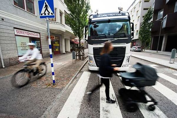 Volvo Trucks на Семинаре Vision Zero в Санкт-Петербурге Volvo Trucks на Семинаре Vision Zero в Санкт-Петербурге