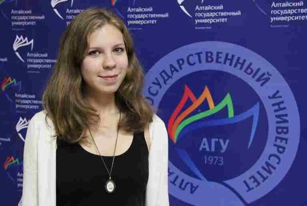 4000-ый абитуриент АлтГУ планирует освоить «Искусство костюма и текстиля» 4000-ый абитуриент АлтГУ планирует освоить «Искусство костюма и текстиля»