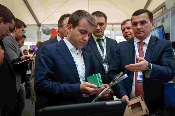 ГК «Системы и Технологии» приняли участие в смене «Молодые ученые и преподаватели IT-технологий» ГК «Системы и Технологии» приняли участие в смене «Молодые ученые и преподаватели IT-технологий»