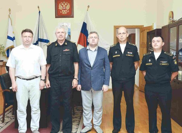 Дружба с Севастополем крепнет Дружба с Севастополем крепнет