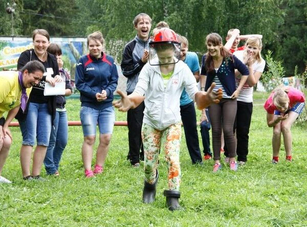 Ярославские энергетики рассказали детям о правилах электробезопасности Ярославские энергетики рассказали детям о правилах электробезопасности