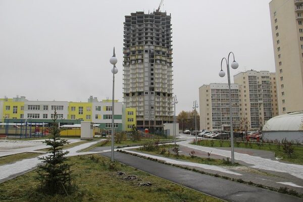 В Екатеринбурге продолжается строительство дома высокого класса «Коперник» В Екатеринбурге продолжается строительство дома высокого класса «Коперник»