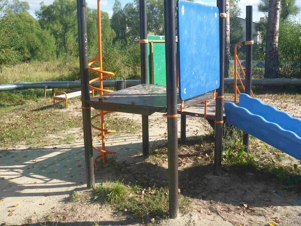 Детские площадки – объекты постоянного внимания Госадмтехнадзора Детские площадки – объекты постоянного внимания Госадмтехнадзора