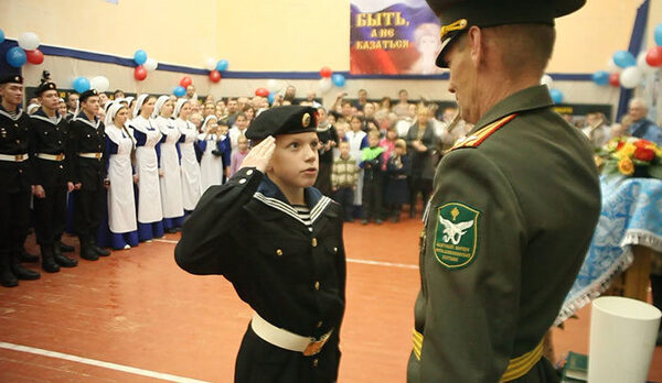 Кинокомпания «Союз Маринс Групп» на присяге у подшефных кадетов Кинокомпания «Союз Маринс Групп» на присяге у подшефных кадетов