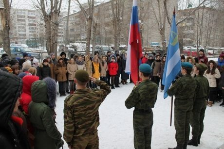 В рамках проекта ОНФ тюменской школе № 37 присвоено имя разведчика Николая Кузнецова В рамках проекта ОНФ тюменской школе № 37 присвоено имя разведчика Николая Кузнецова