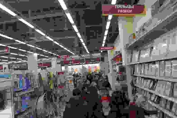 Гигантский Леонардо открывается в ТРЦ «Европейский» Гигантский Леонардо открывается в ТРЦ «Европейский»