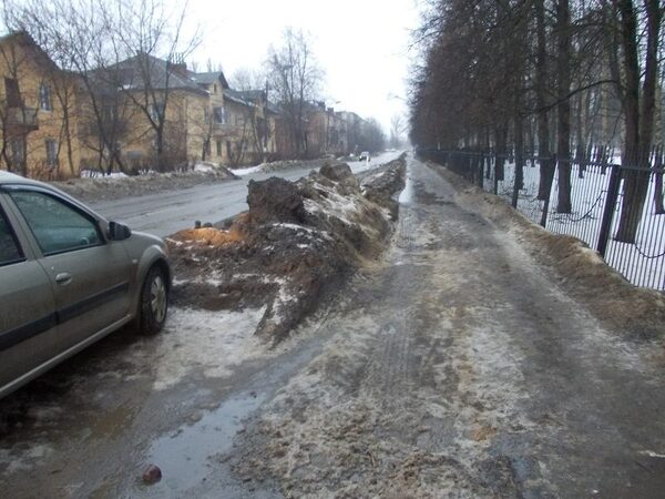 В Ивантеевке качество зимней уборки пешеходных тротуаров областных автодорог признано неудовлетворительным В Ивантеевке качество зимней уборки пешеходных тротуаров областных автодорог признано неудовлетворительным