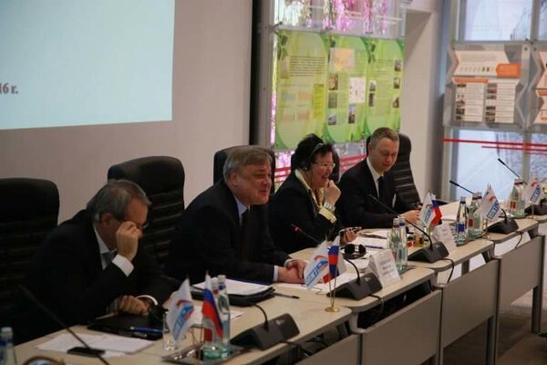 Российско-швейцарское научно-техническое сотрудничество Российско-швейцарское научно-техническое сотрудничество