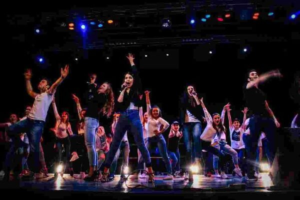 Ежегодный фестиваль Ежегодный фестиваль