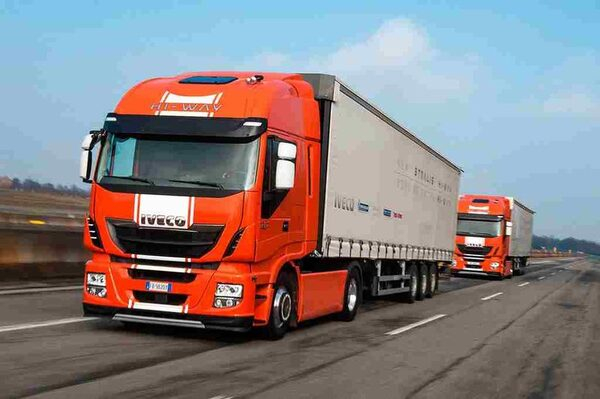 Тягачи Iveco завершили первый трансграничный автопробег грузовиков с полуавтоматическим управлением Тягачи Iveco завершили первый трансграничный автопробег грузовиков с полуавтоматическим управлением
