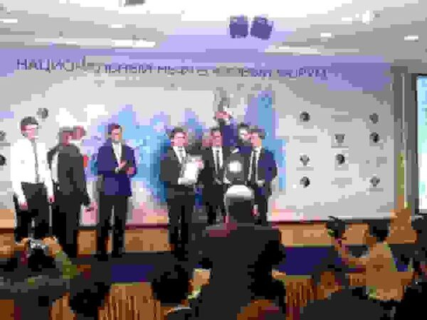 Лучшее научное студенческое общество в нефтегазовой отрасли России Лучшее научное студенческое общество в нефтегазовой отрасли России