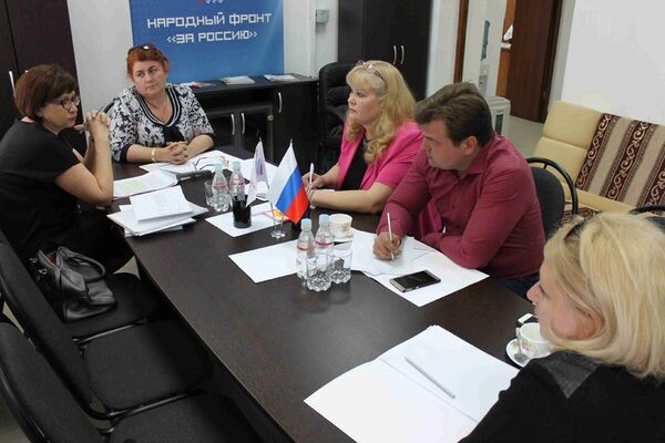Активисты ОНФ в Амурской области обсудили проблемы реализации программы «Доступная среда» в регионе Активисты ОНФ в Амурской области обсудили проблемы реализации программы «Доступная среда» в регионе