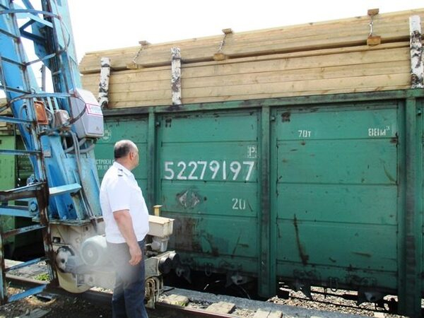 18.05.2016. Инспекторами досмотрена партия пиломатериалов 18.05.2016. Инспекторами досмотрена партия пиломатериалов